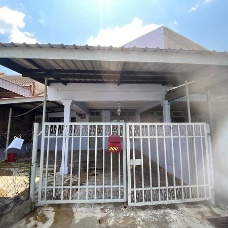 Iman Homestay - Islam Only Kuantan Exterior photo